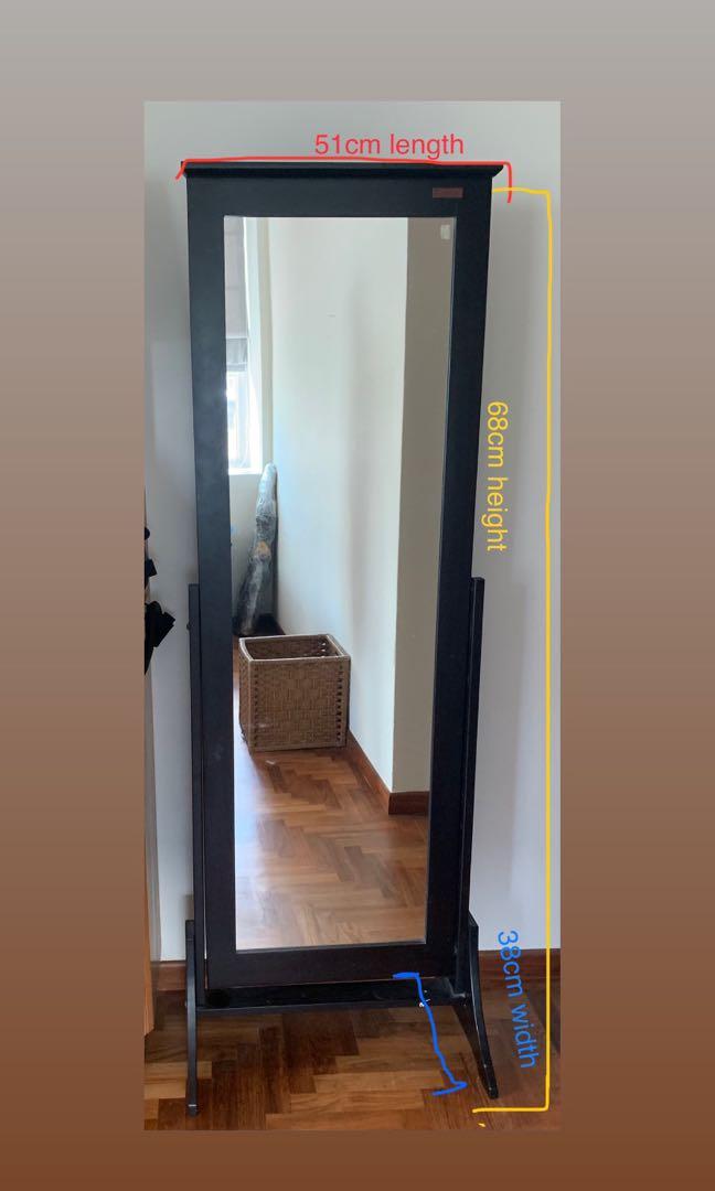 Picket&Rail Standing Mirror, Furniture & Home Living, Home Decor