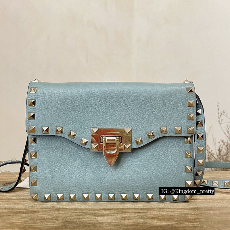 Valentino rockstud sales woc