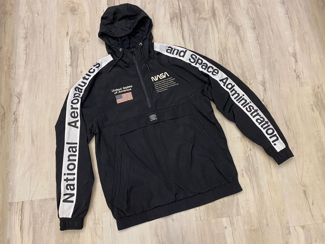 Pull and bear nasa hoodie new arrivals