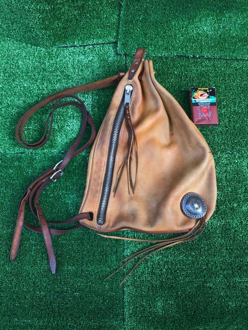 Red moon sling bag 2025
