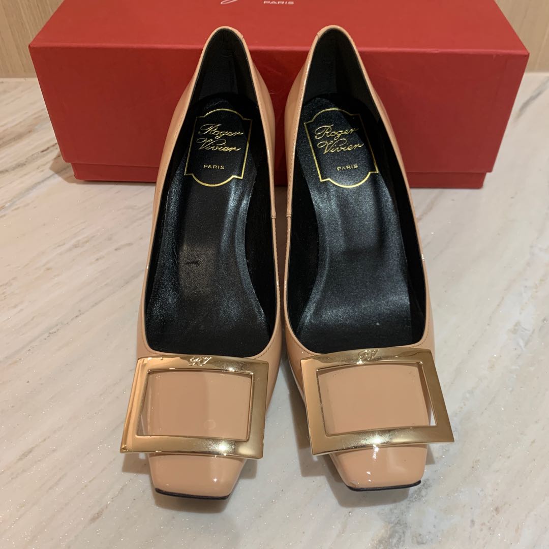 Roger vivier nude top