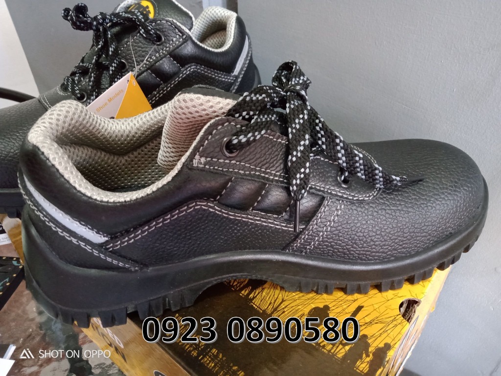 Safety shoes heavy duty 19 Men s Fashion Footwear Boots on Carousell