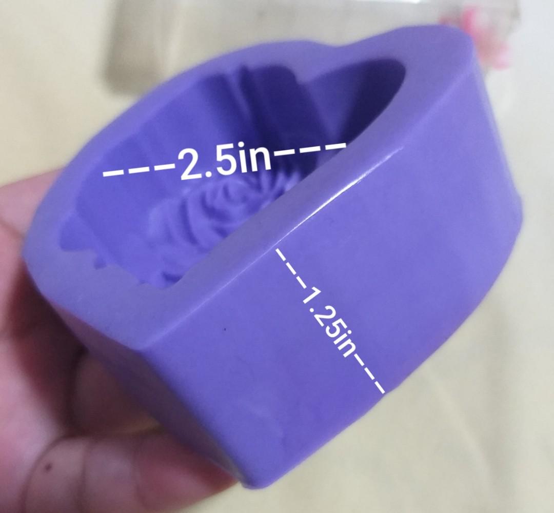 SILICONE MOLD Durable, heavy duty (Category: Bakeware) located in Rizal. Submitted by baltiq (Listing ID 1163983152, Image 3). Description: new 3D silicone mold rose flower heart pattern bought abroad 👉use in soap, candle making, plaster resin, clays, chocolate/candy mold 📌📌makapal, heavy duty, durable for longer use.