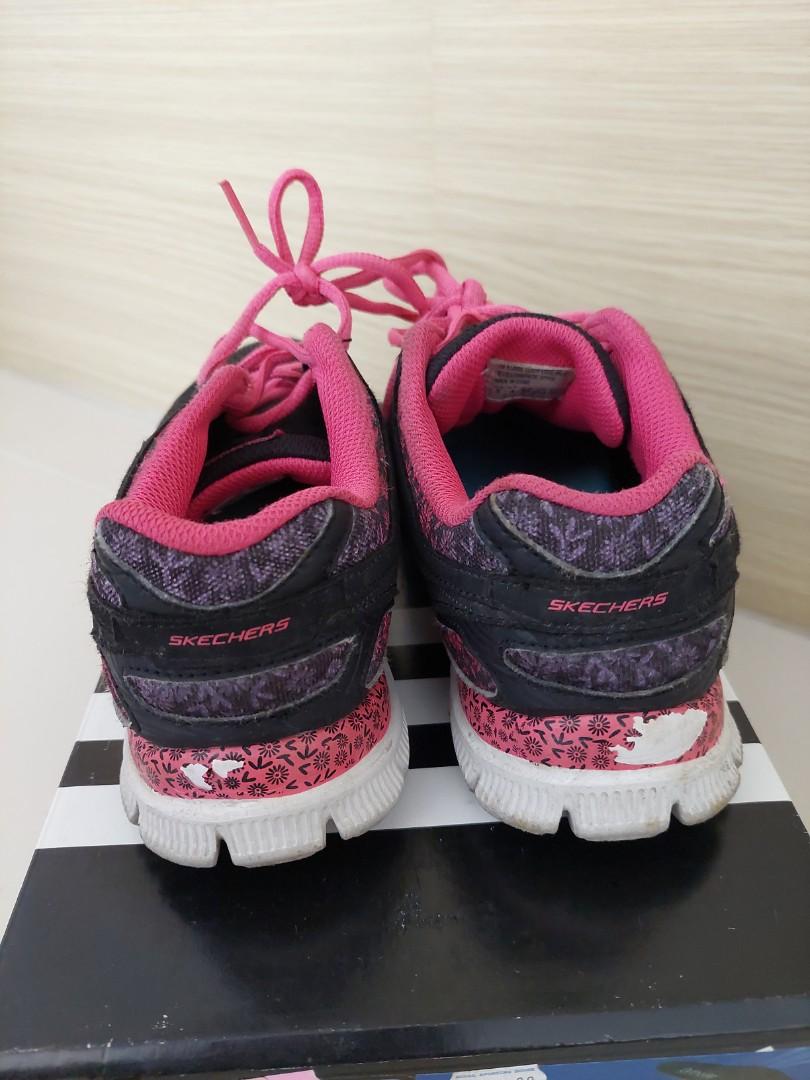 Skechers kids size top