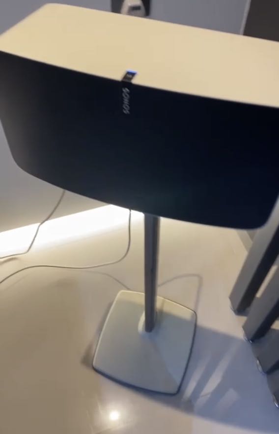 SONOS PLAY 5 (GEN2) and STAND, Audio, Soundbars, Speakers & Amplifiers ...