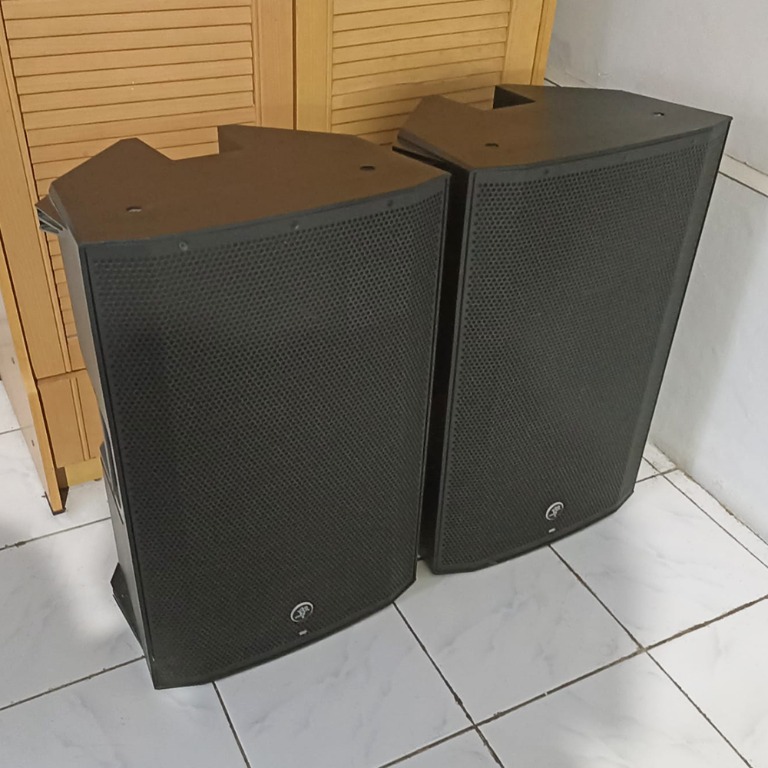 Speaker aktif shop mackie thump 15a
