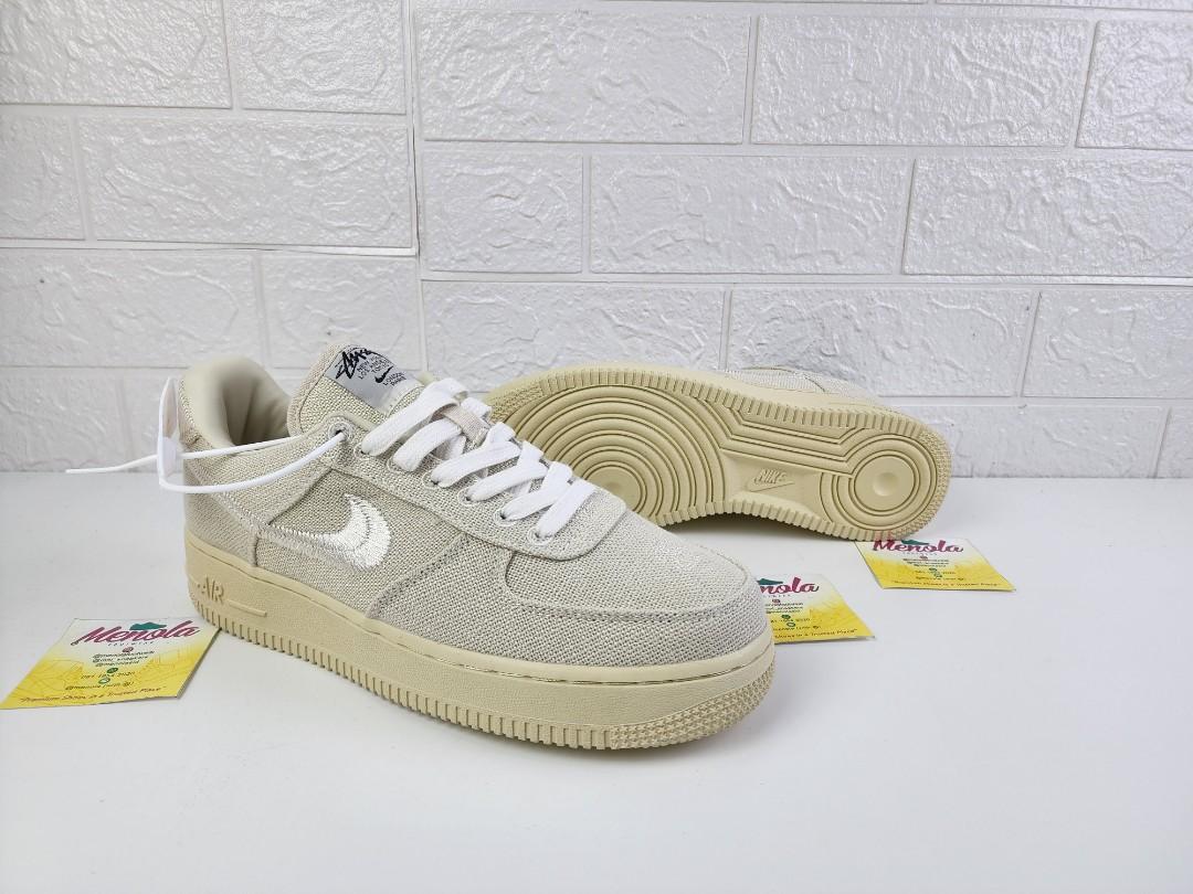 Stussy X Nike Air Force Low Fossil, Fesyen Pria, Sepatu Sneakers di  Carousell