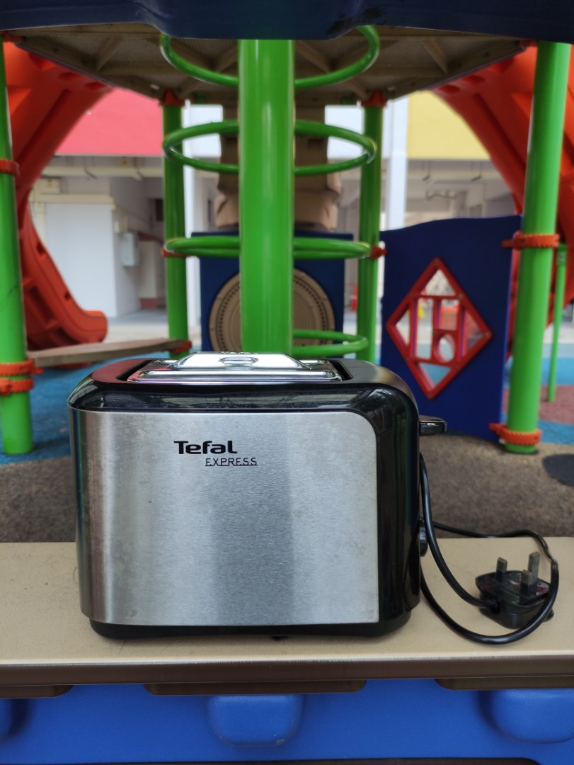 Tefal Express Toaster With Lid (Model TT356171), TV & Home Appliances