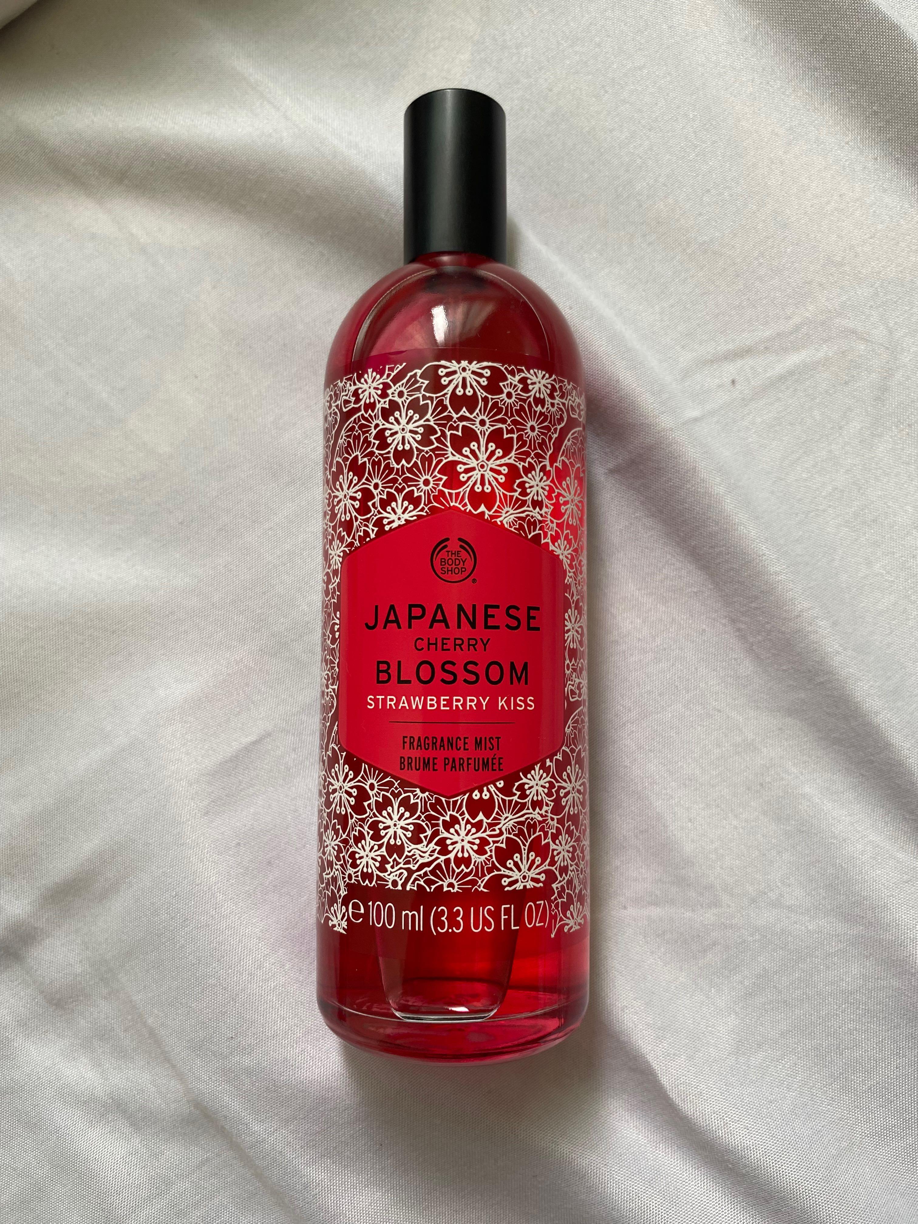 Body shop japanese cherry on sale blossom strawberry kiss mist