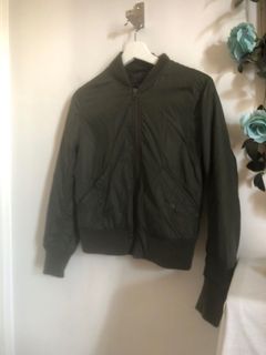 （分類：）位於 。 由 emo_shiitake 提交（商品編號 1163885157，圖片 1）。簡介： 。