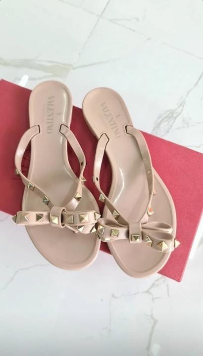 Valentino hot sale jelly sandals