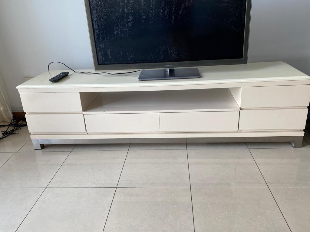 White TV Consoles, Furniture & Home Living, Furniture, TV Consoles on