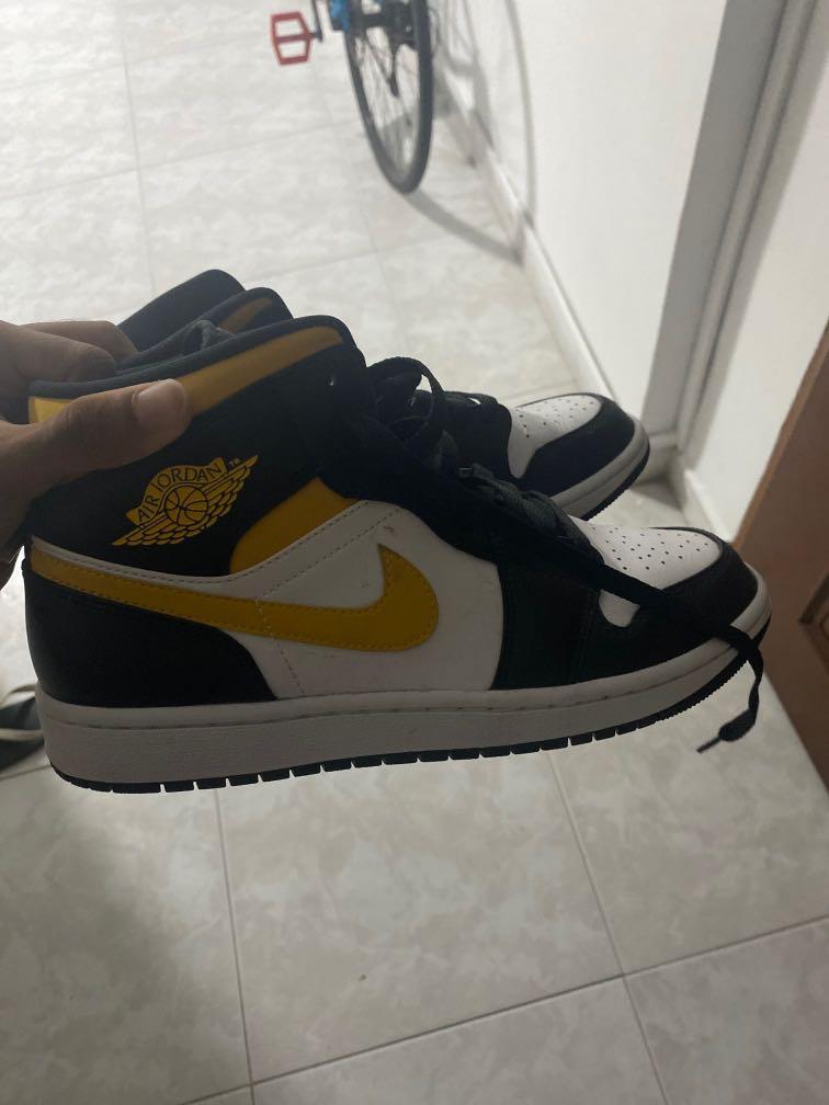 black and yellow jordan 1 footlocker