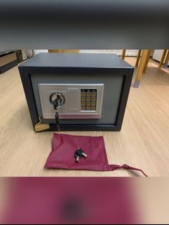 （分類：）位於 。 由 kamentam 提交（商品編號 1165765172，圖片 1）。簡介： 。