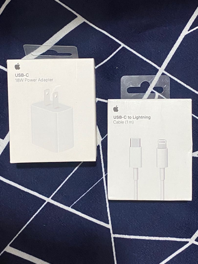 Apple iPhone Charger 18 watts adapter and Usb c to Lightning cable