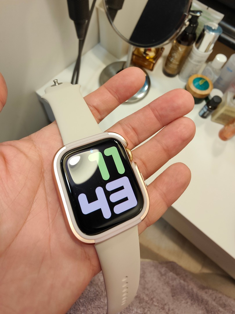 Apple watch 44 deals cm