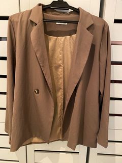 (Category: ) located in . Submitted by preloved_alex (Listing ID 1165680434, Image 1). Description: .