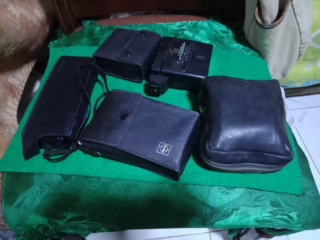 Camera & Flash (Category: Cameras) located in Pasay City. Submitted by marineljapansurplus (Listing ID 1165764712, Image 3). Description: Vintage Camera Film type Flash Filter all units are not tested as is collector's item DM for more details.