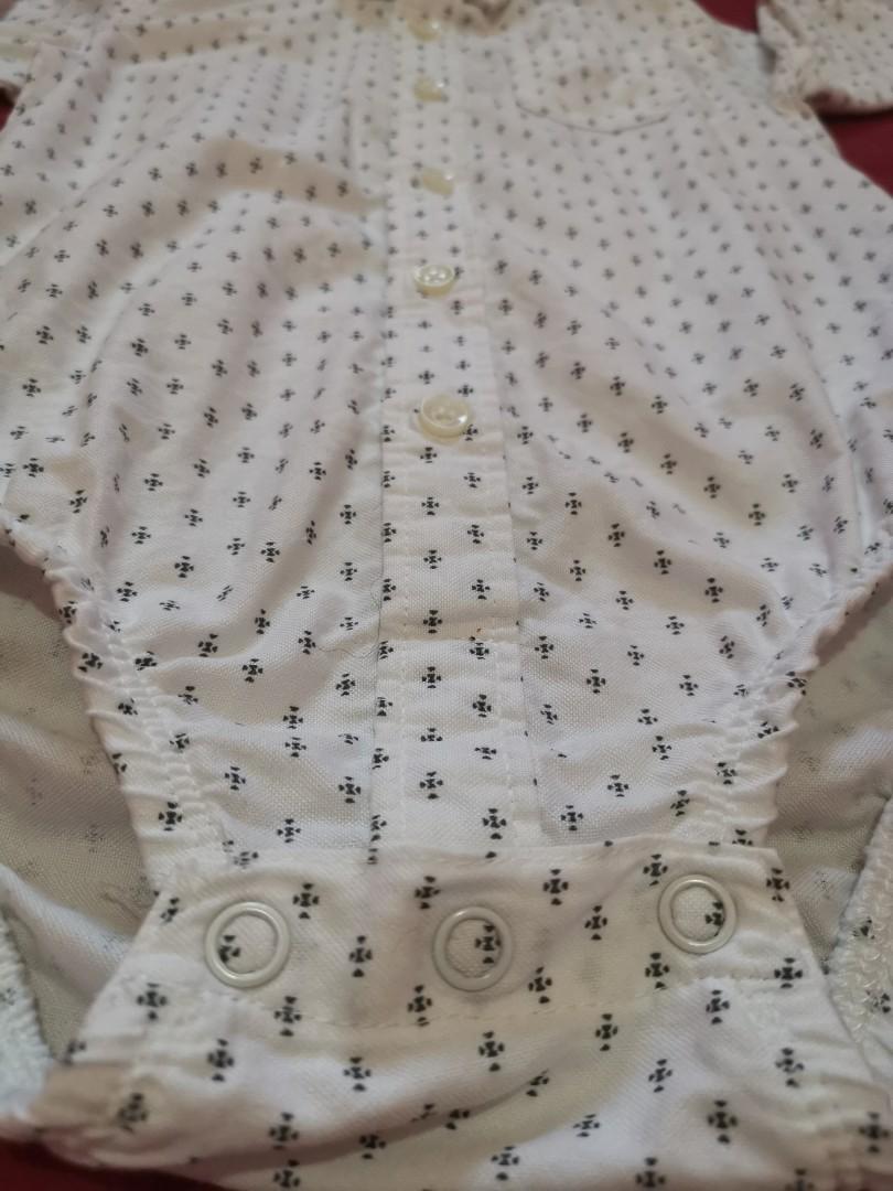 Carter's long sleeve for baby (Category: Babies & Kids Fashion) located in Taguig. Submitted by Prelovedvclothes (Listing ID 1165656230, Image 3). Description: No flaws or stain Used only for binyag Super bago pa Brand :Carters Size:18months old Complete buttons.