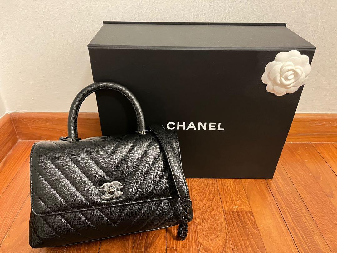 Chanel Coco Handle Chevron So Black - Small, Women's Fashion, Bags &  Wallets, Shoulder Bags on Carousell