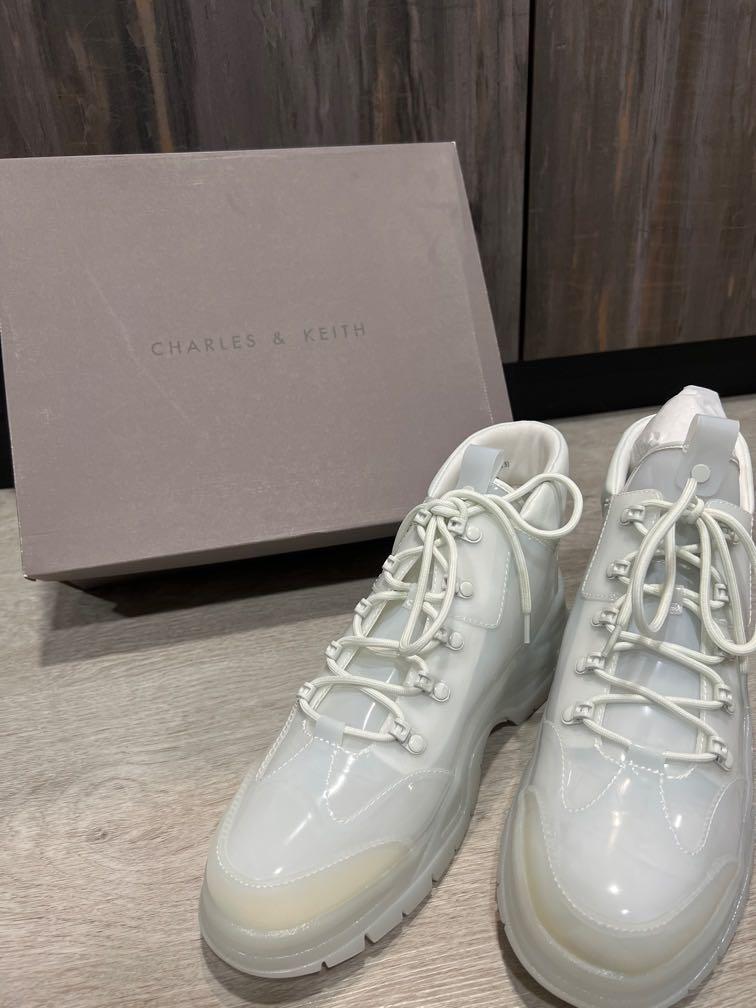 White chunky high top sneakers 2025
