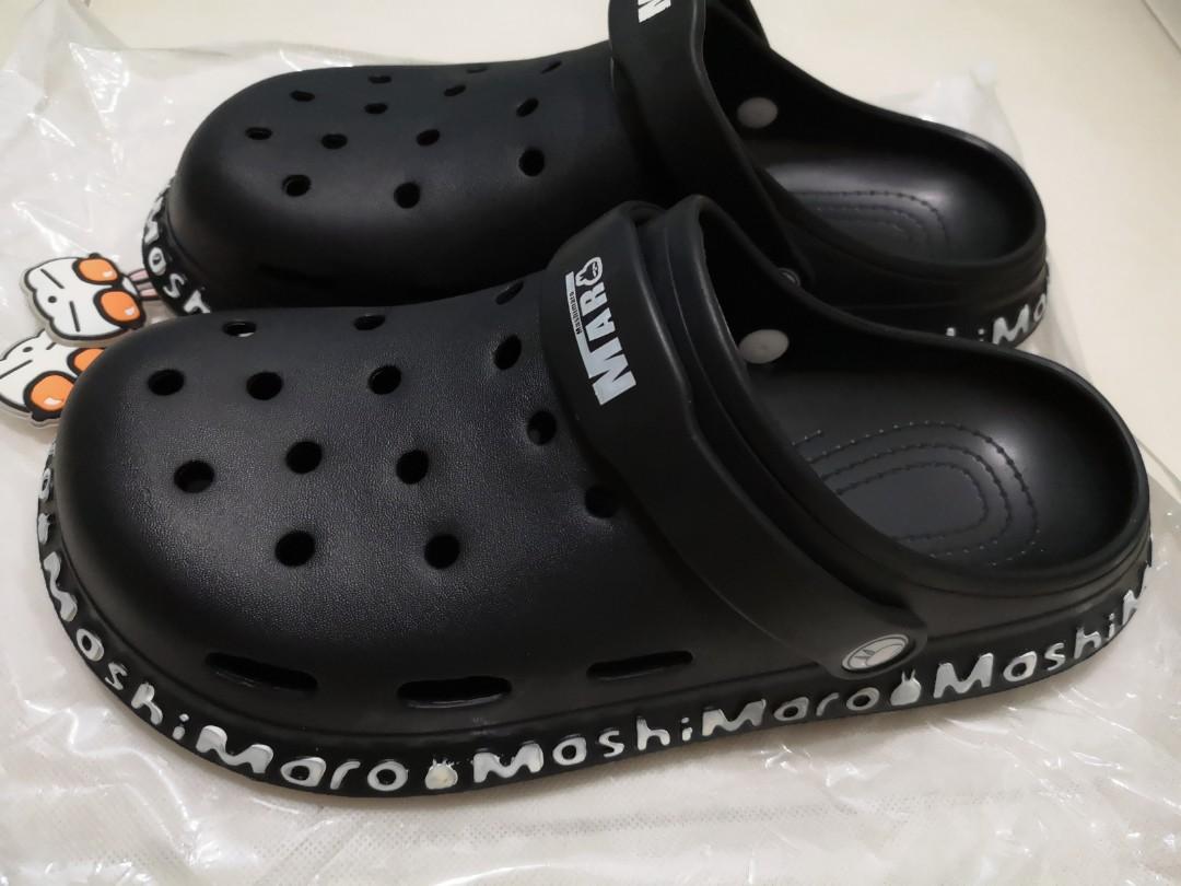 Clogs (Category: Flipflops and Slides) located in Singapore. Submitted by amyh6 (Listing ID 1165766462, Image 3). Description: Material :New Eva If usually wear sports shoes size 42, this clogs can fit well..