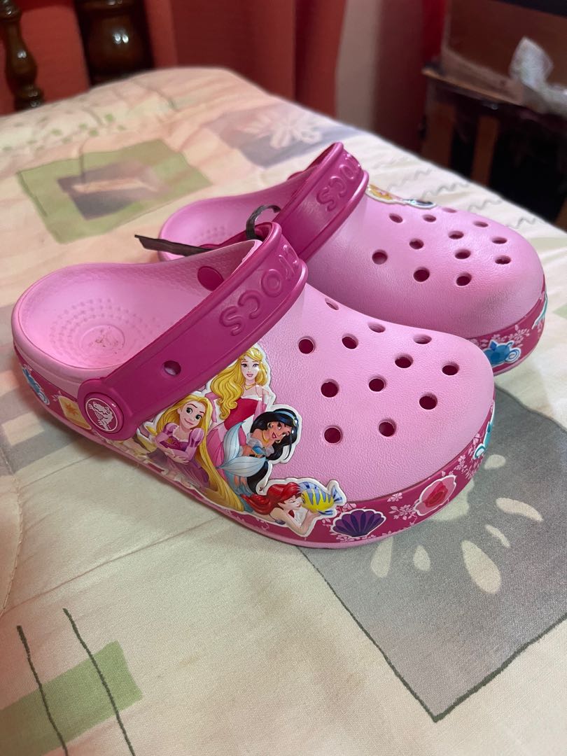 Disney princess discount light up crocs
