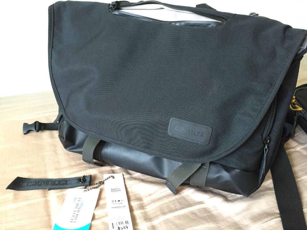 Crumpler chronicler cheap messenger bag