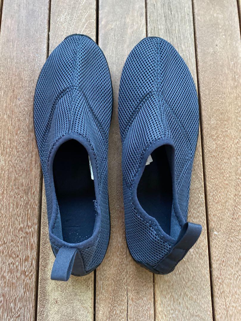 Reef shoes hotsell decathlon