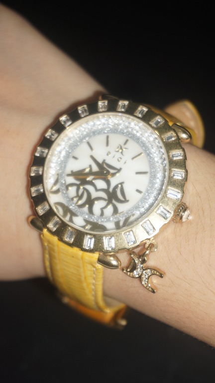 Dici Milano Beautiful Women s Watch with Dici Pendant Women s