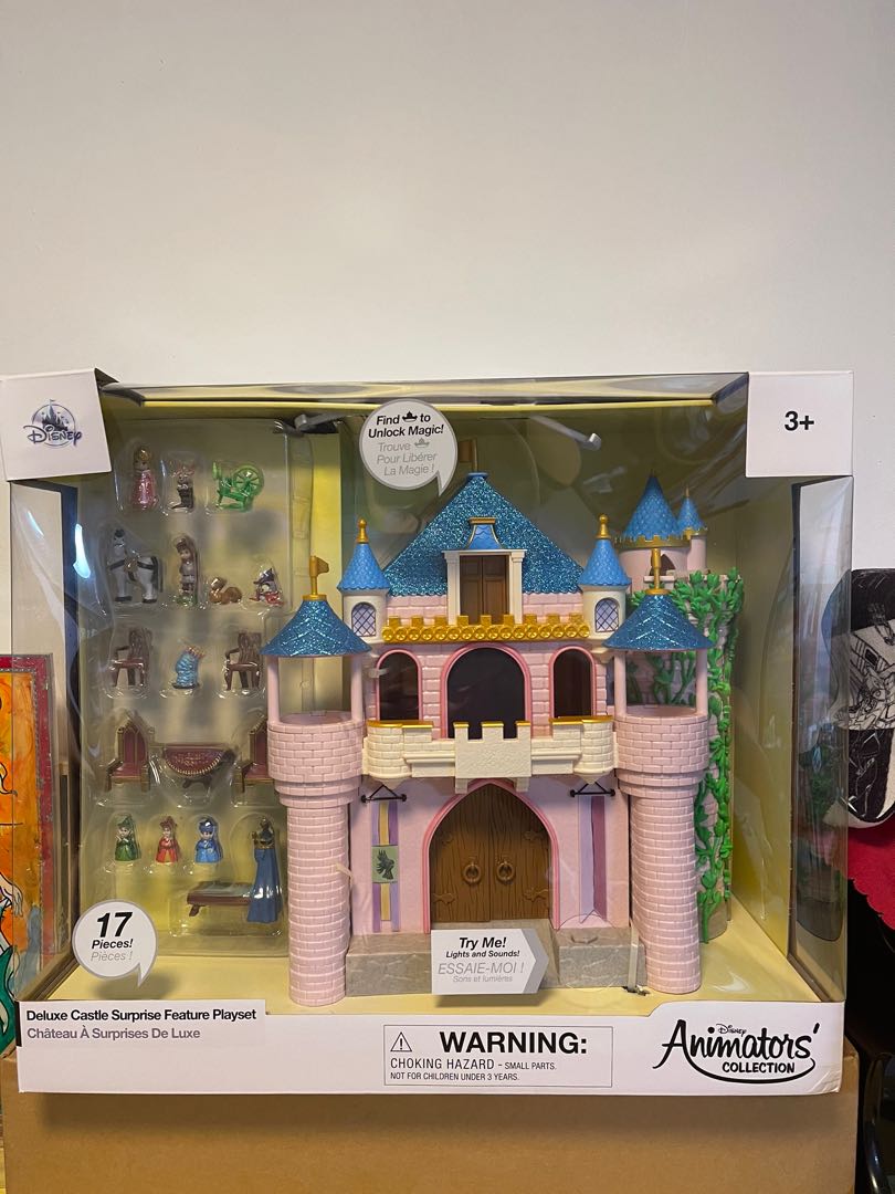 Deluxe castle surprise feature deals playset