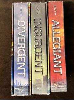 Divergent Series by Veronica Roth