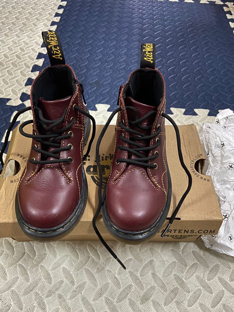 Dr.Martens, 兒童＆孕婦用品, 嬰兒及小童流行時尚- Carousell