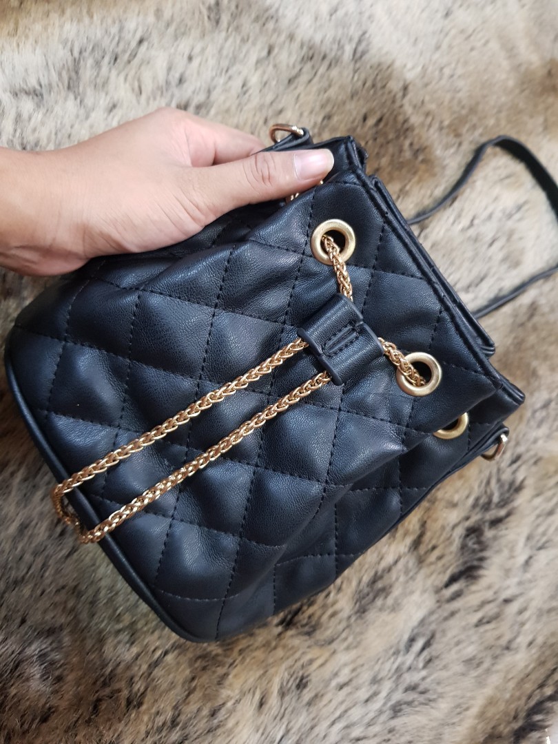 DUSTO bucket Style Sling Bag, Luxury, Bags & Wallets on Carousell