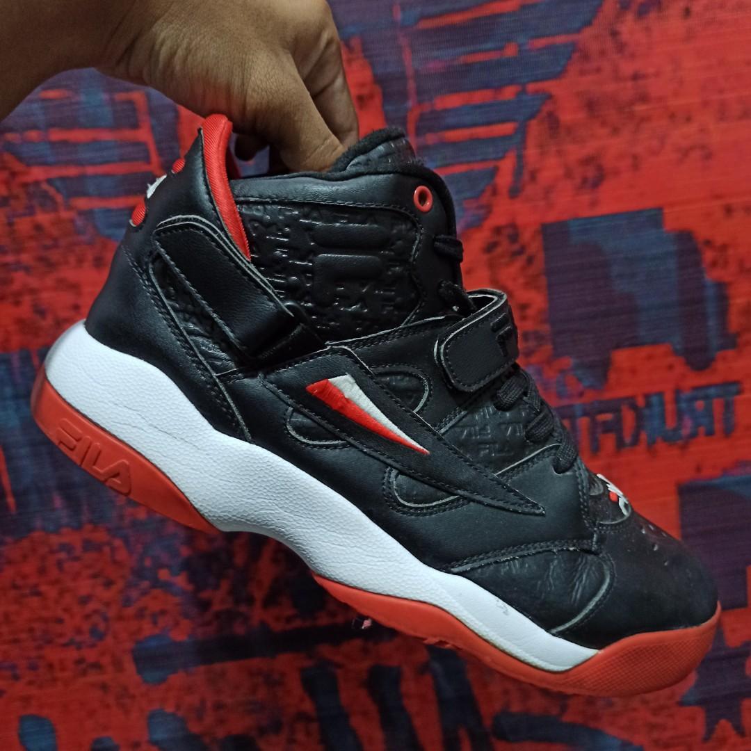 Fila spoiler clearance black