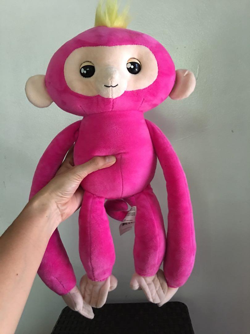 Purple hot sale fingerling hugs