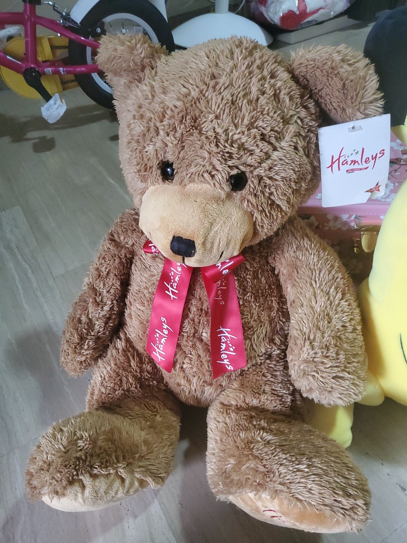 Hamleys big teddy bear deals