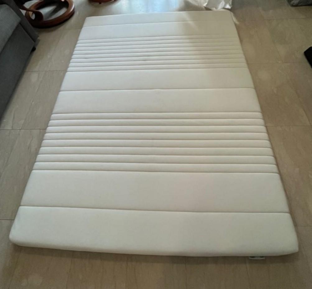 IKEA queen mattress topper Tussoy, Furniture & Home Living, Furniture