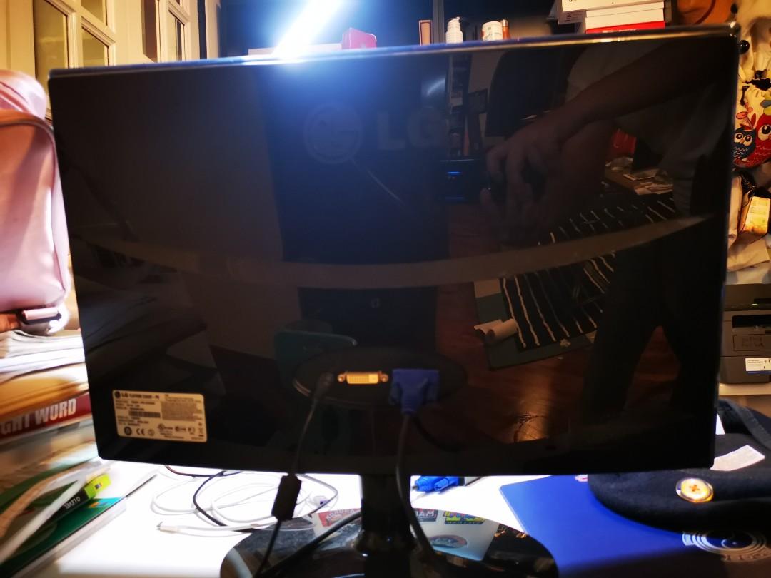 LG Computer Screen for Sale, Computers & Tech, Desktops on Carousell