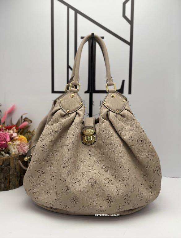 LOUIS VUITTON taupe leather MONOGRAM MAHINA CIRRUS PM Shoulder Bag For Sale  at 1stDibs