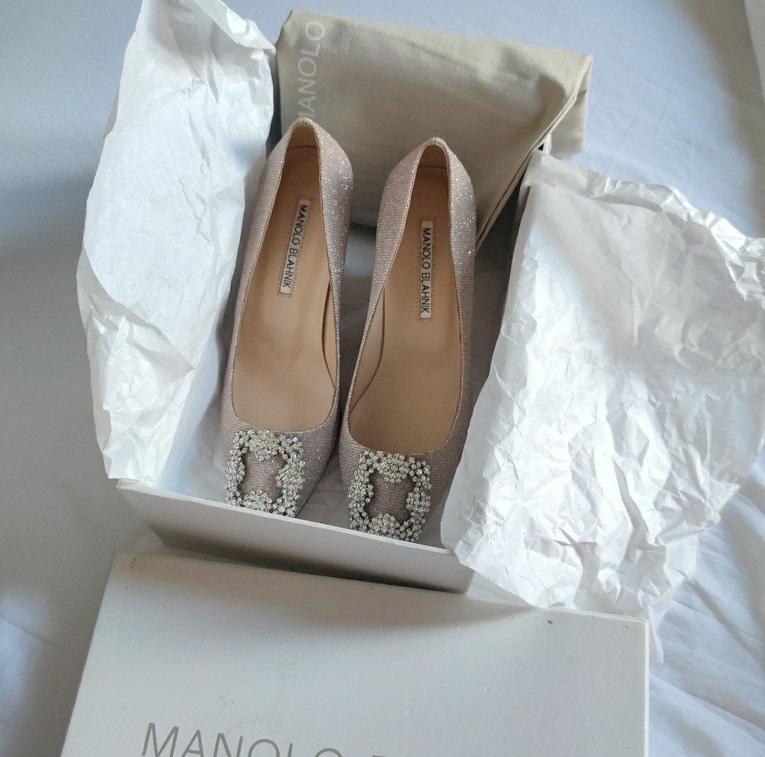 Manolo blahnik hangisi bridal sales