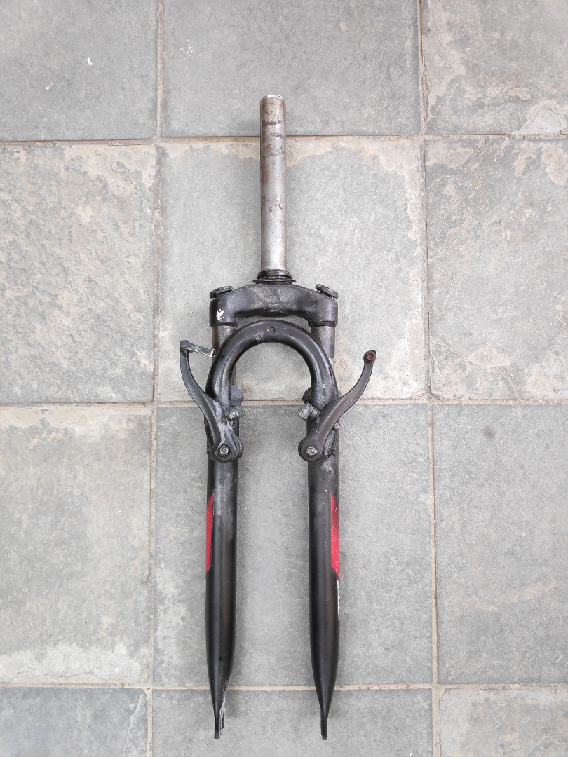 Mountain bike front suspension fork, Sports Equipment, Bicycles & Parts