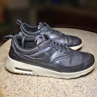 Nike discount thea sale