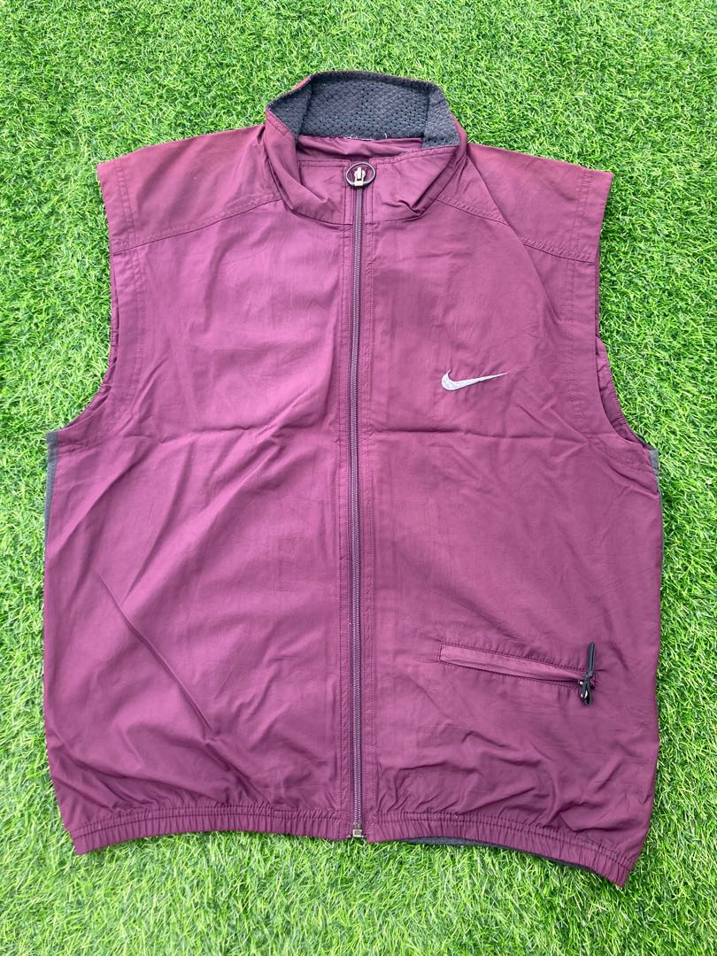 mens nike sleeveless jacket