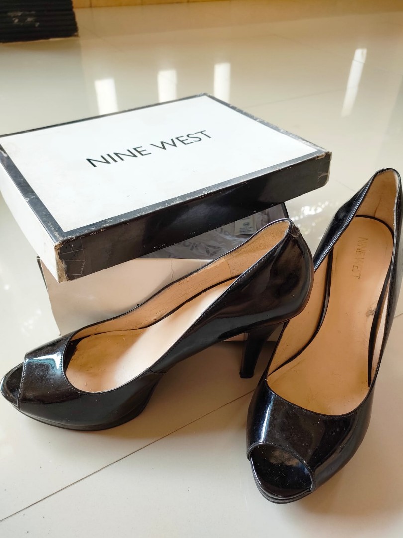 nine west slip on shoes