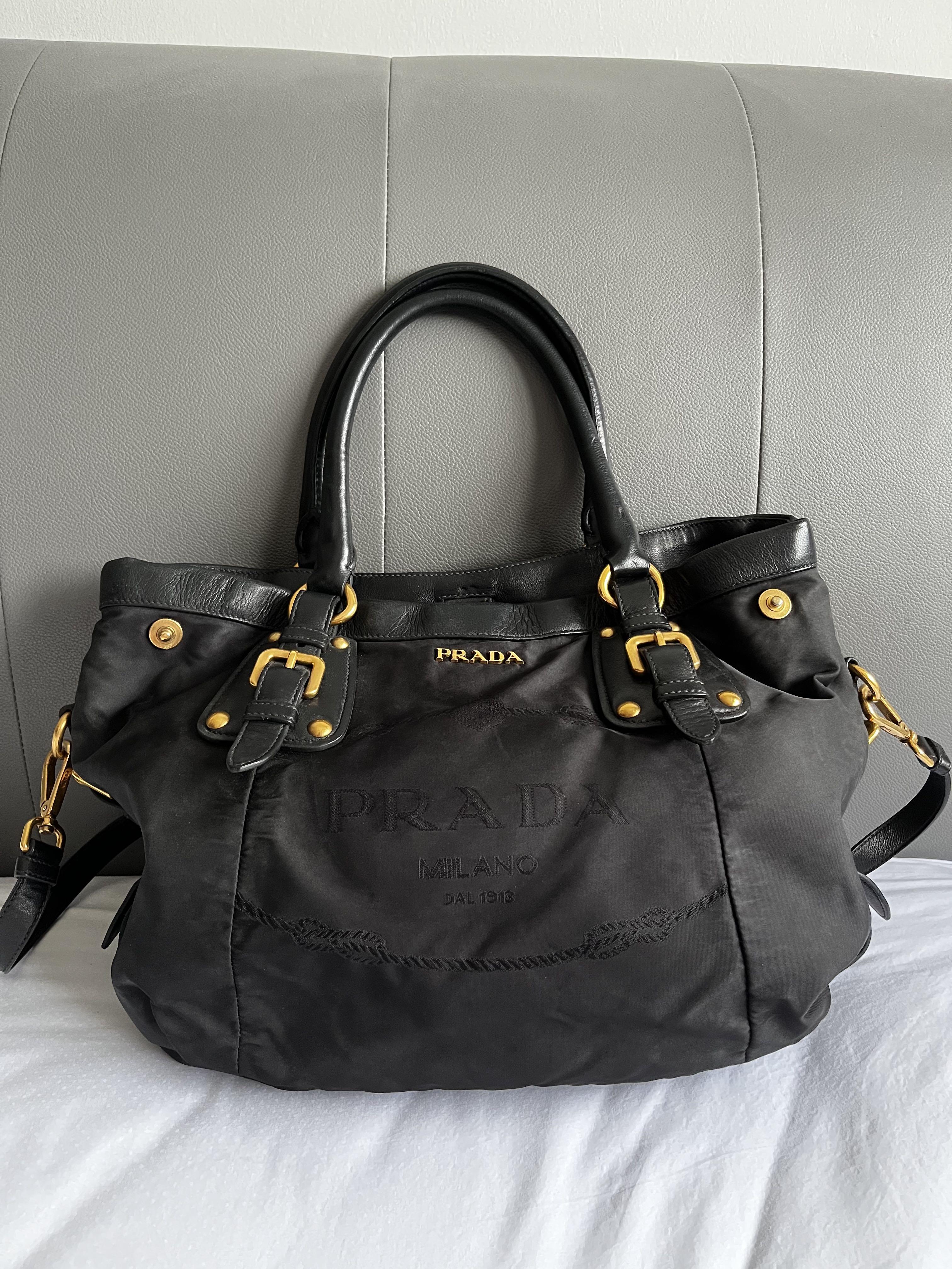 Prada discount bauletto nylon