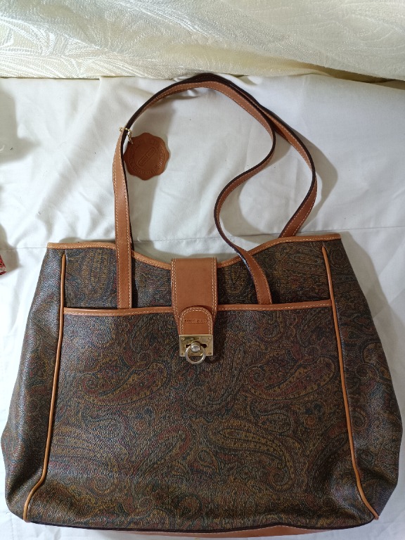 SATCHI CLUB PAISLEY SHOULDER BAG, Luxury, Bags & Wallets on Carousell