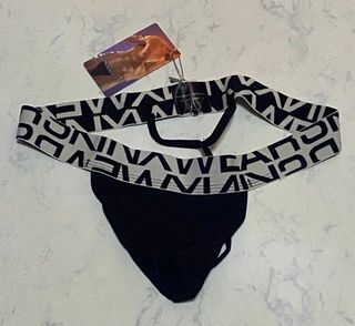 (Category: ) located in . Submitted by undboy (Listing ID 1165697560, Image 1). Description: .