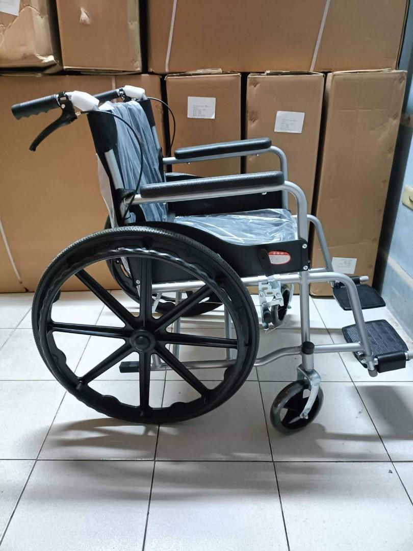 Standard Wheelchair (Category: Wheelchairs) located in Quezon City. Submitted by pjfalogme21 (Listing ID 1165759748, Image 2). Description: Heavy duty standard wheelchair. ✓Mags Wheels ✓Foldable Available for pick up and delivery. We accept COD, Bank Transfer and Gcash payment. Pm for more details..