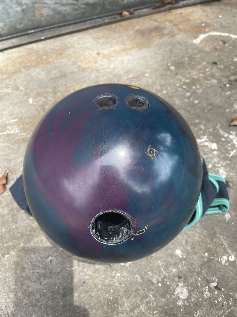 Storm Code X bowling ball, Sports Equipment, Sports & Games, Billiards